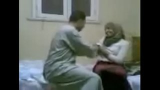 الشرموطة المصرية المحجبة في اسخن نيك عربي