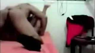 صديقة العربية السمين تمتص ديك الثابت أثناء الحصول على كس الأصابع