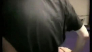 شيلا امرأة قرنية ناضجة تحب أن تمتص ديك زوجها الدهني ، كل يوم
