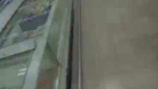 نائب الرئيس على الثدي الباب الأمامي