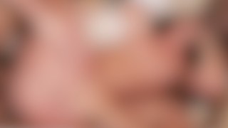سكس جماعي مع شرموطة مش بيكيفها أي زبر