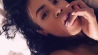 جميلة سخيف الأبنوس آسيوي ضيق انتزاع.