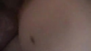 زوجين مثليه الحسية يلعبون على الكاميرا.